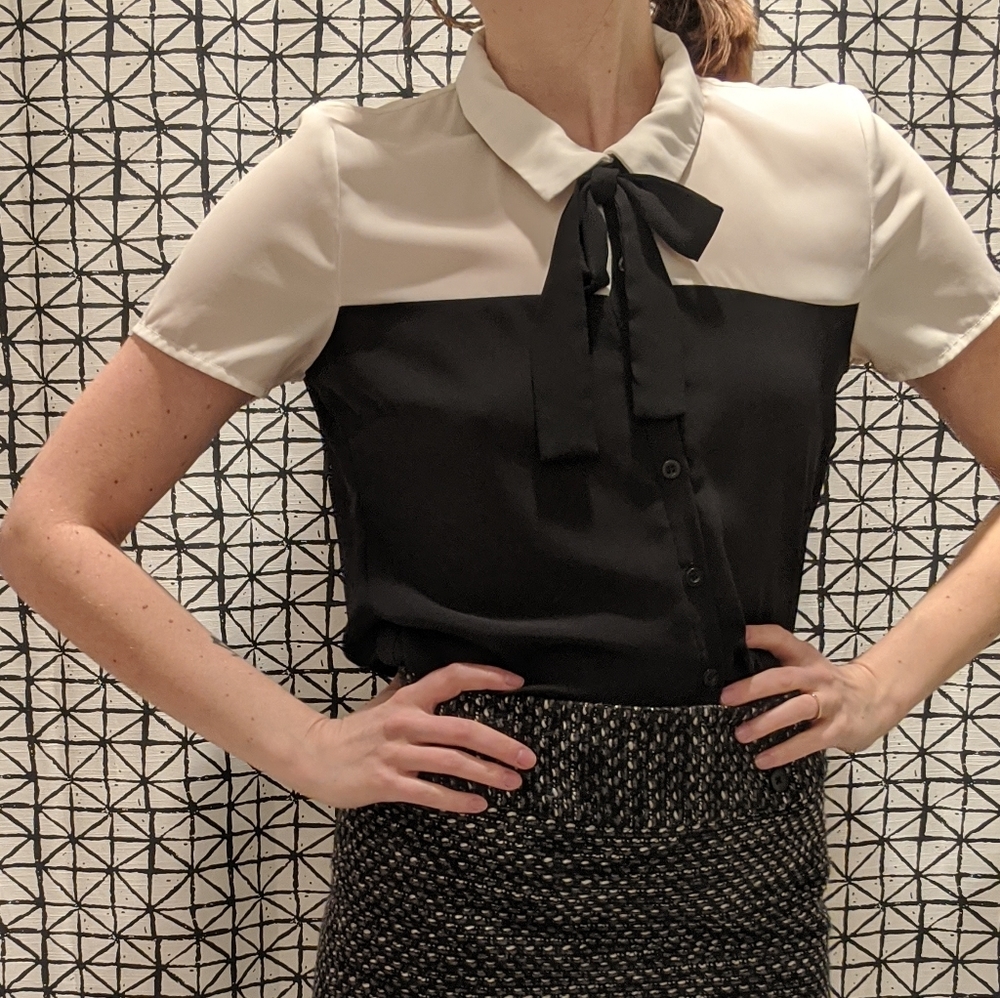 Black and White Bow tie Blouse | M